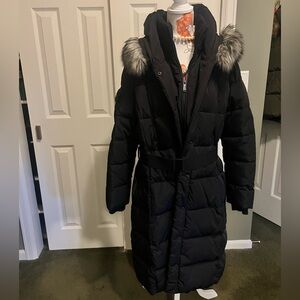 Women's Black Puffer Coat with Faux Fur Trim BCBG generation XL